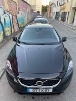 volvo-v40-d2-2017-diesel-1969cc