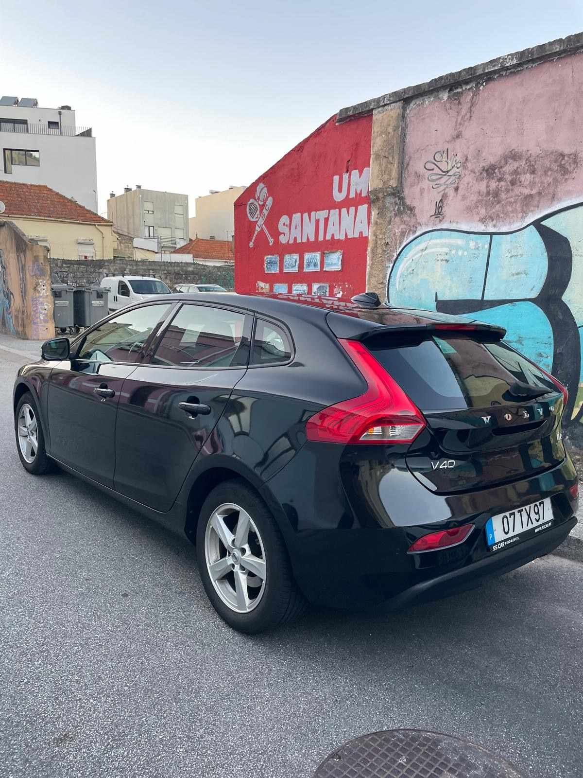 volvo-v40-d2-2017-diesel-1969cc