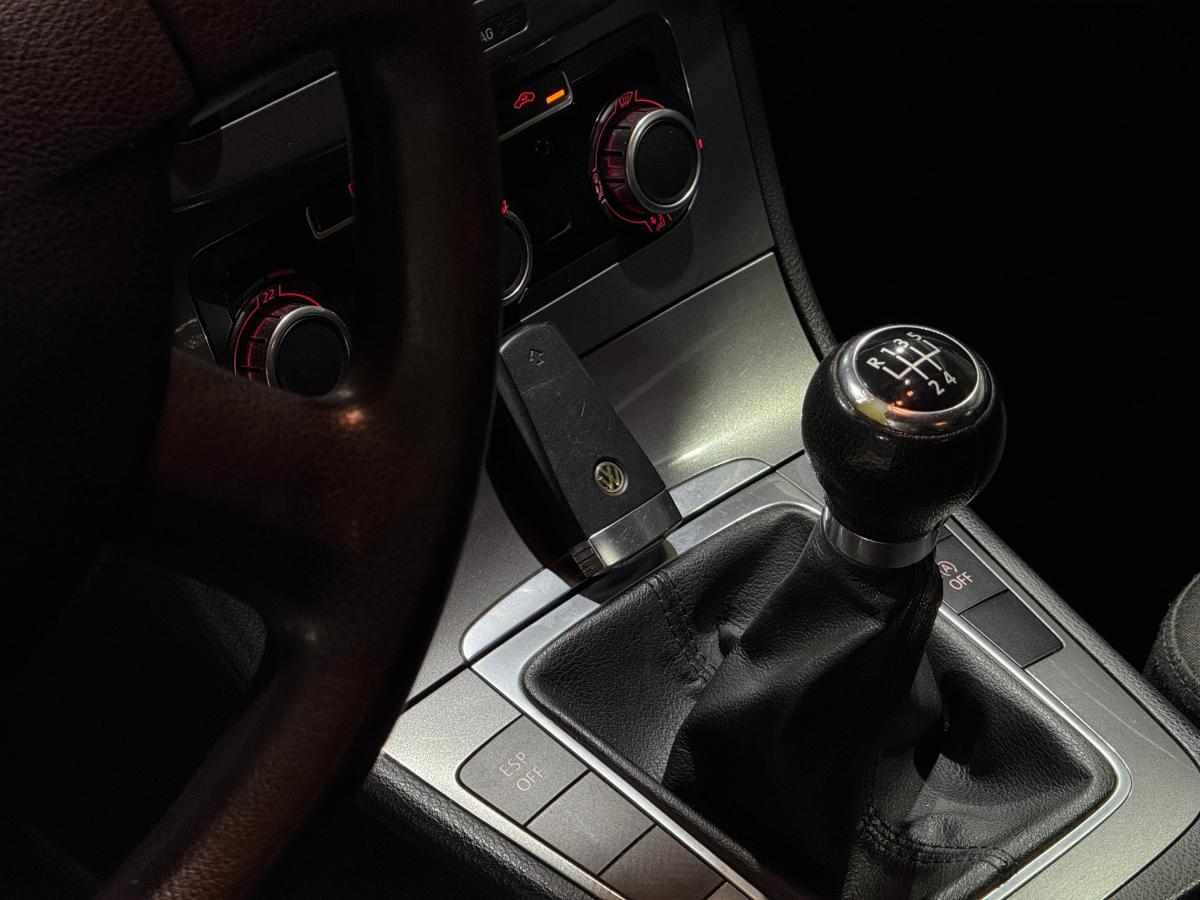 volkswagen-passat-1-6-105cv-2010-diesel-1598cc
