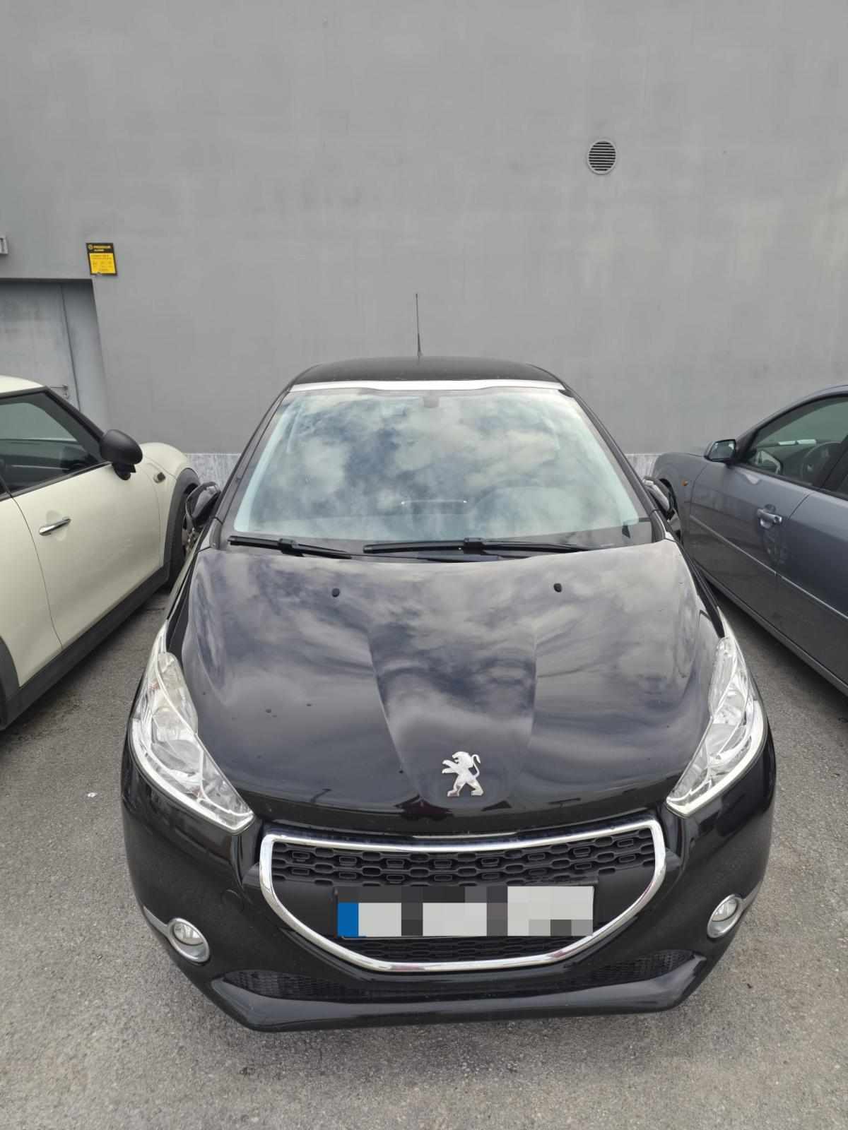 peugeot-208-1-2-vti-2015-gasolina-1199cc