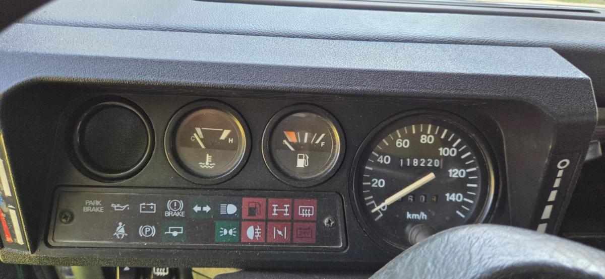 land-rover-defender-300-tdi-2-5-awd-1994-diesel-2495cc
