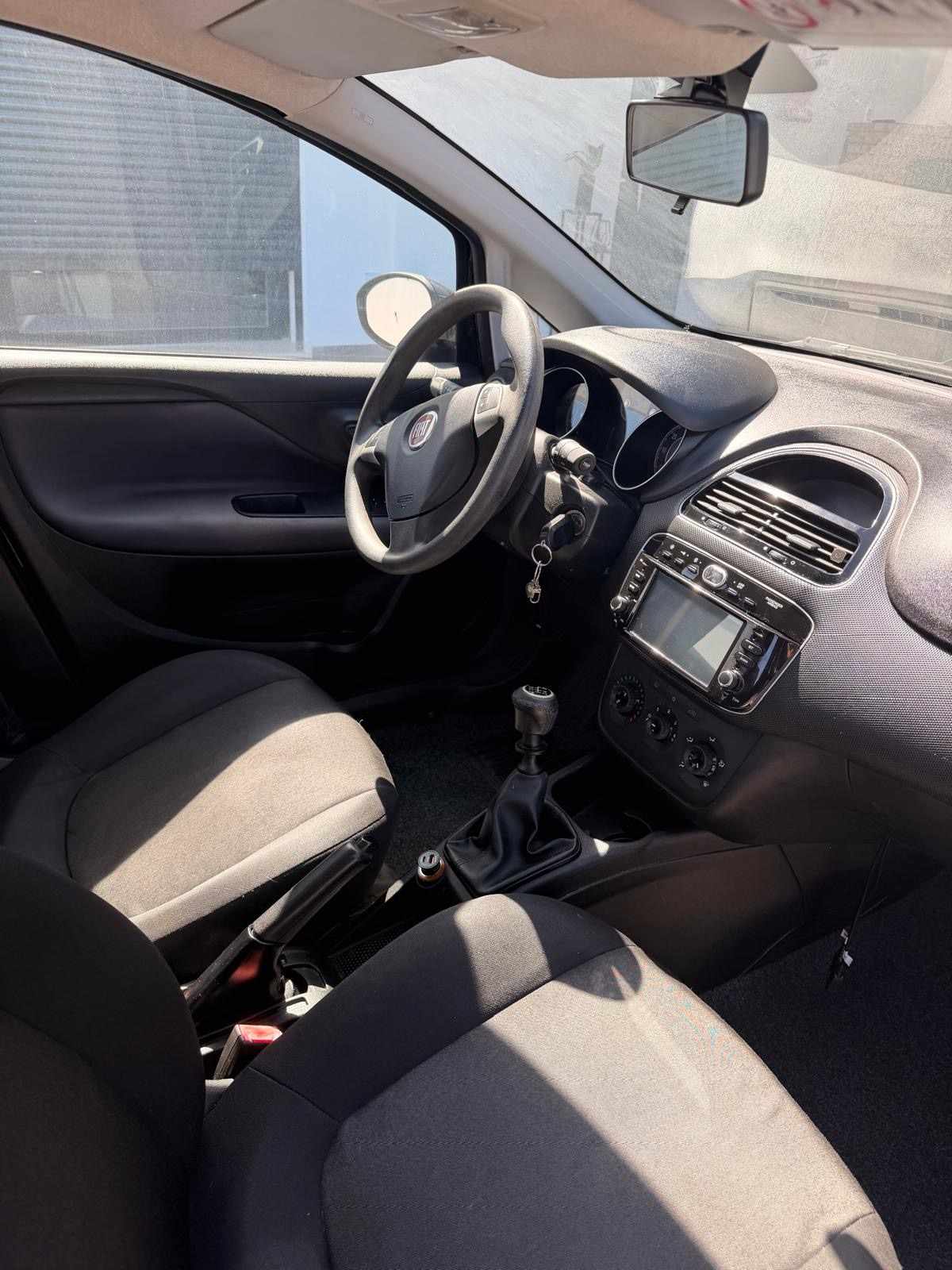 fiat-punto-1-2-ss-2016-gasolina-1242cc