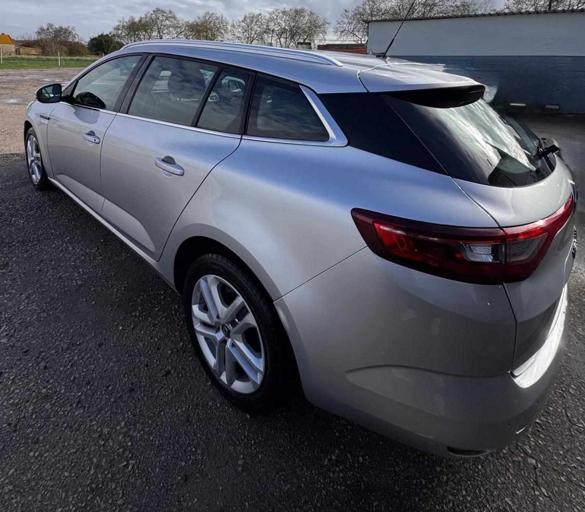 renault-megane-1-5-dci-2018-diesel-1461cc