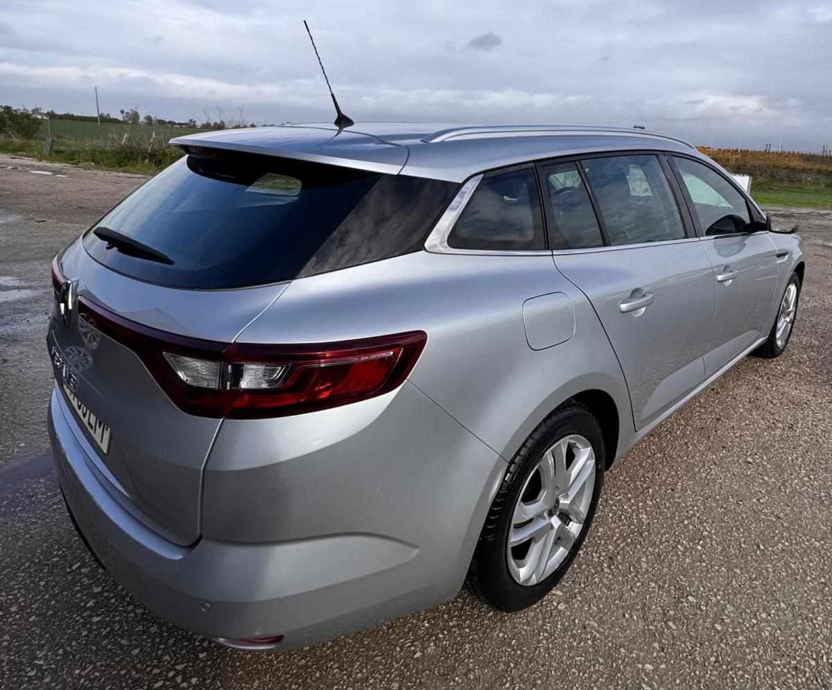 renault-megane-1-5-dci-2018-diesel-1461cc