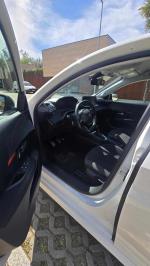 peugeot-208-1-5-102cv-2022-diesel-1499cc