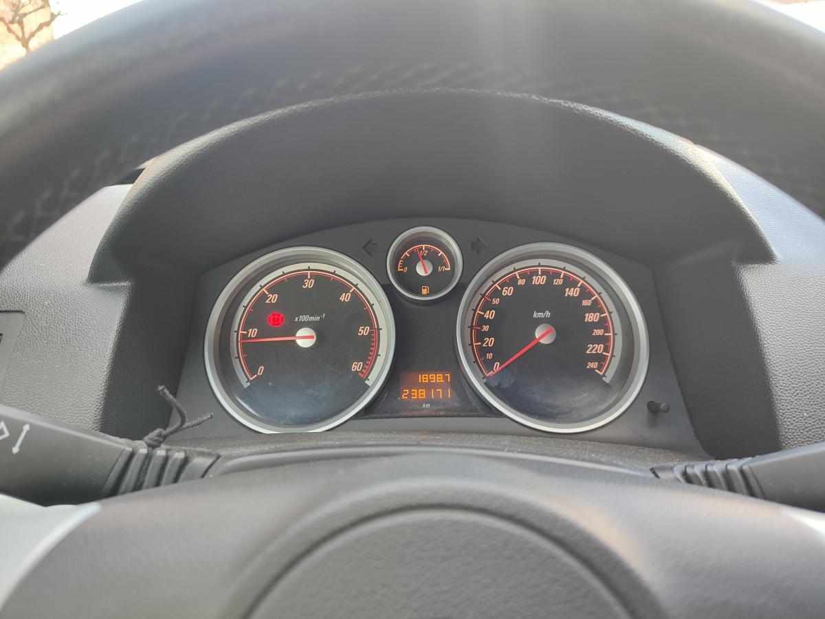 opel-astra-1-7-cdti-2008-diesel-1686cc