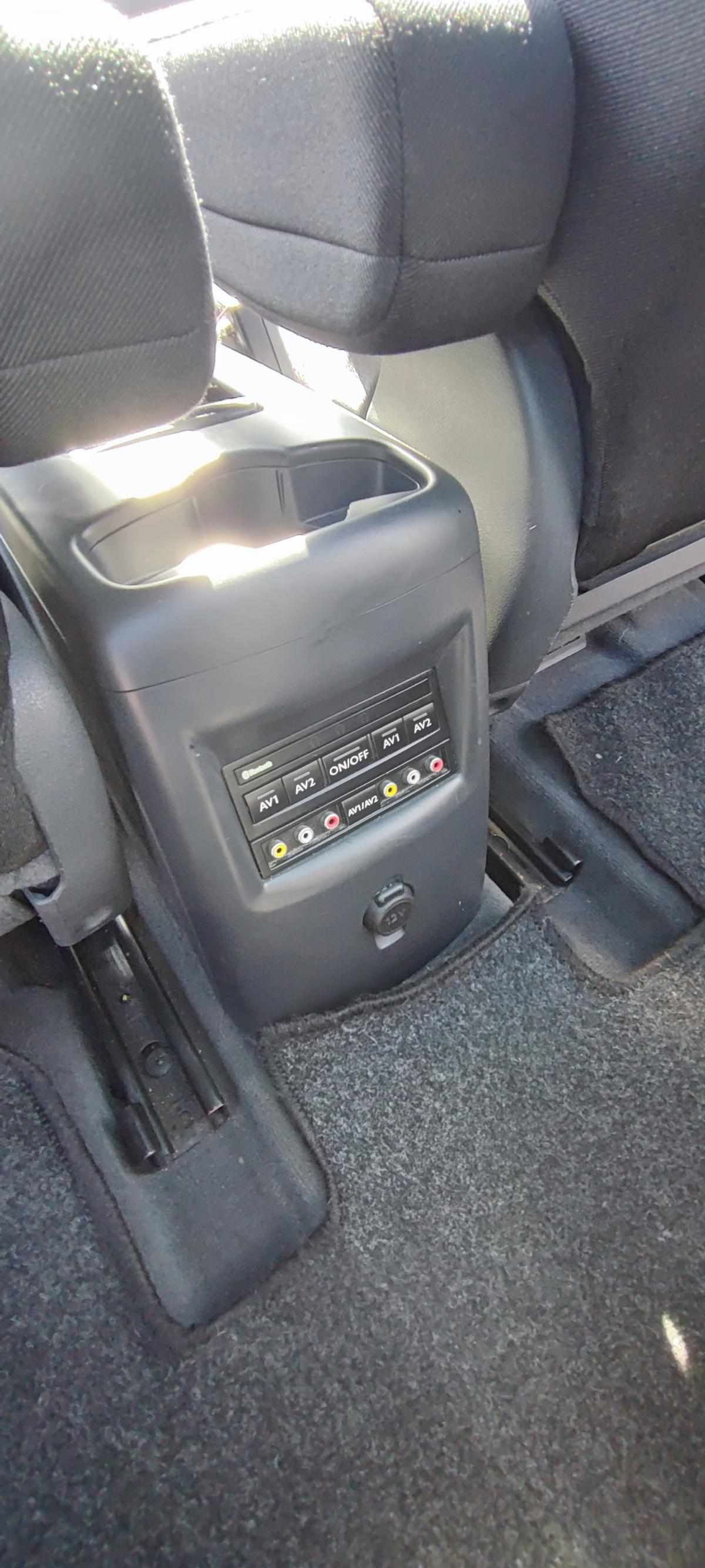 peugeot-5008-1-6-e-hdi-fap-2010-diesel-1560cc