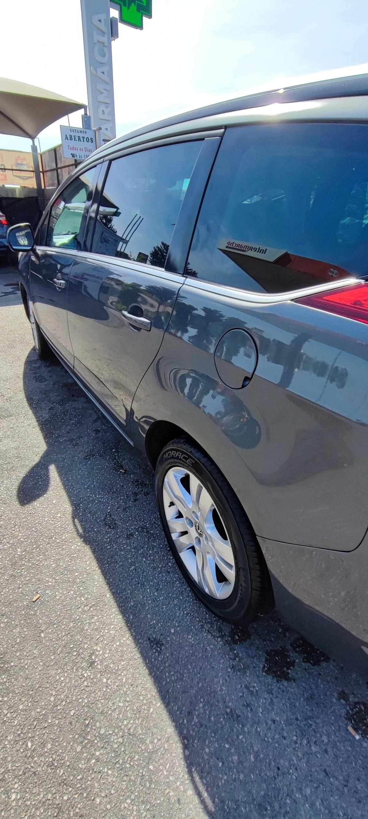 peugeot-5008-1-6-e-hdi-fap-2010-diesel-1560cc