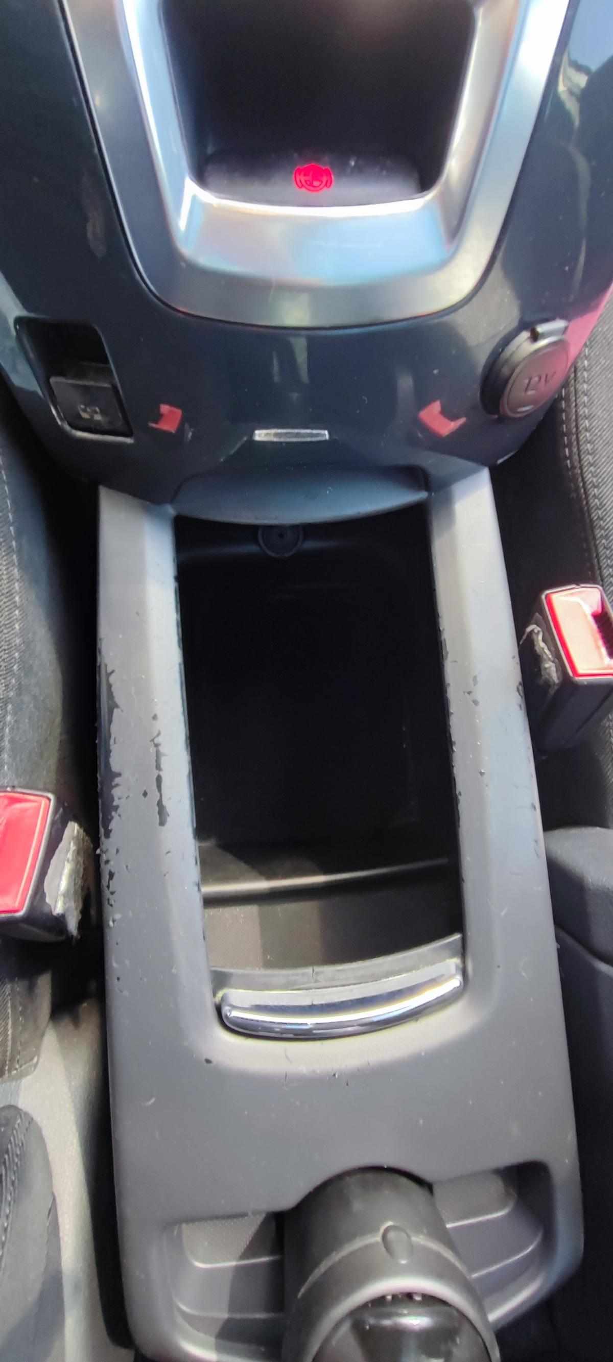 peugeot-5008-1-6-e-hdi-fap-2010-diesel-1560cc