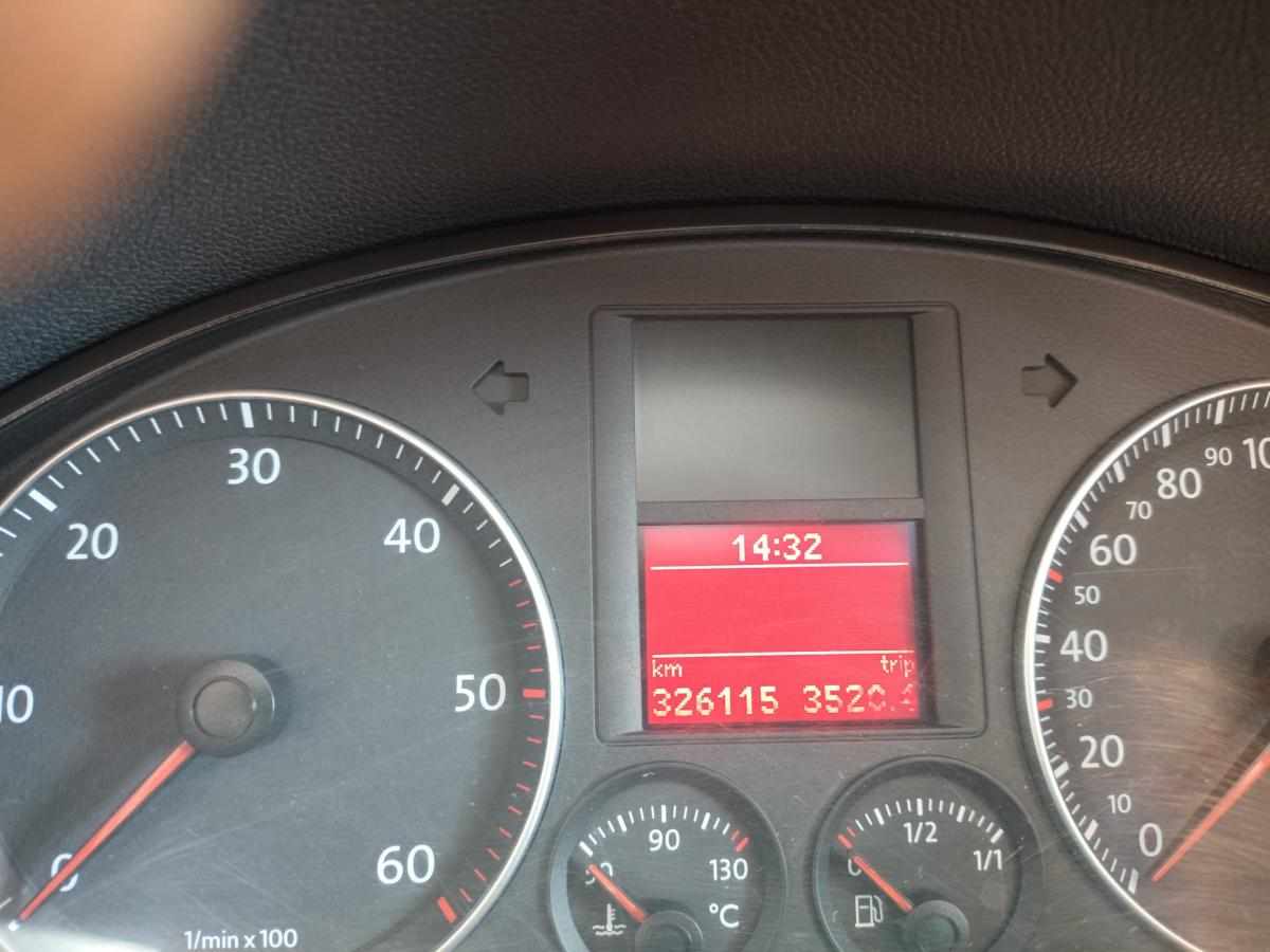 volkswagen-golf-2-0-140cv-2003-diesel-1968cc