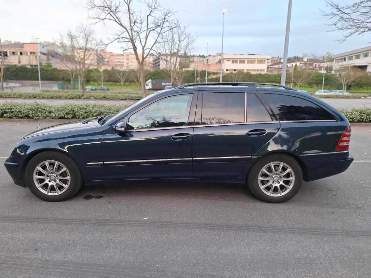 mercedes-benz-classe-c-c-220-cdi-2004-diesel-2148cc
