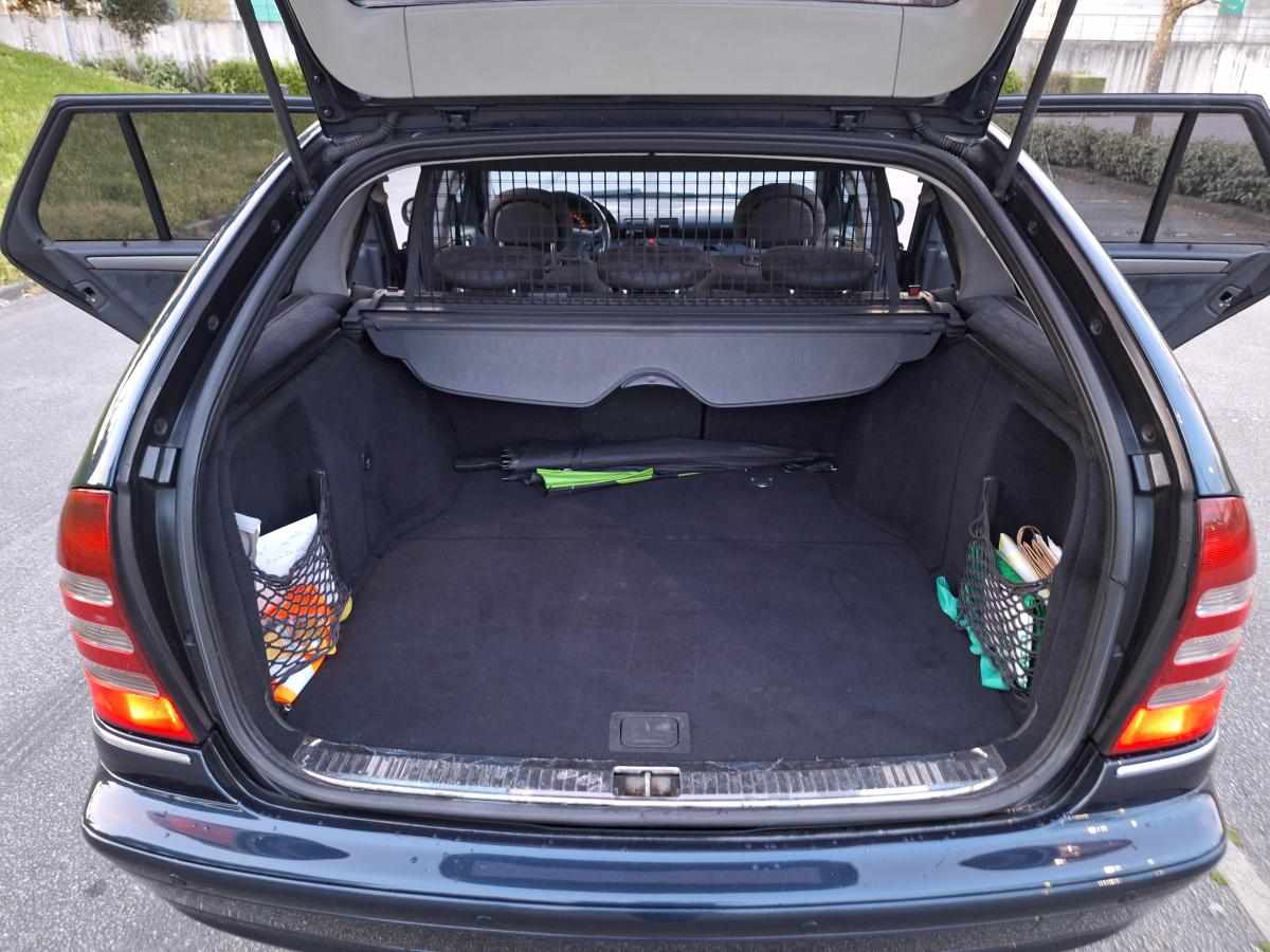 mercedes-benz-classe-c-c-220-cdi-2004-diesel-2148cc