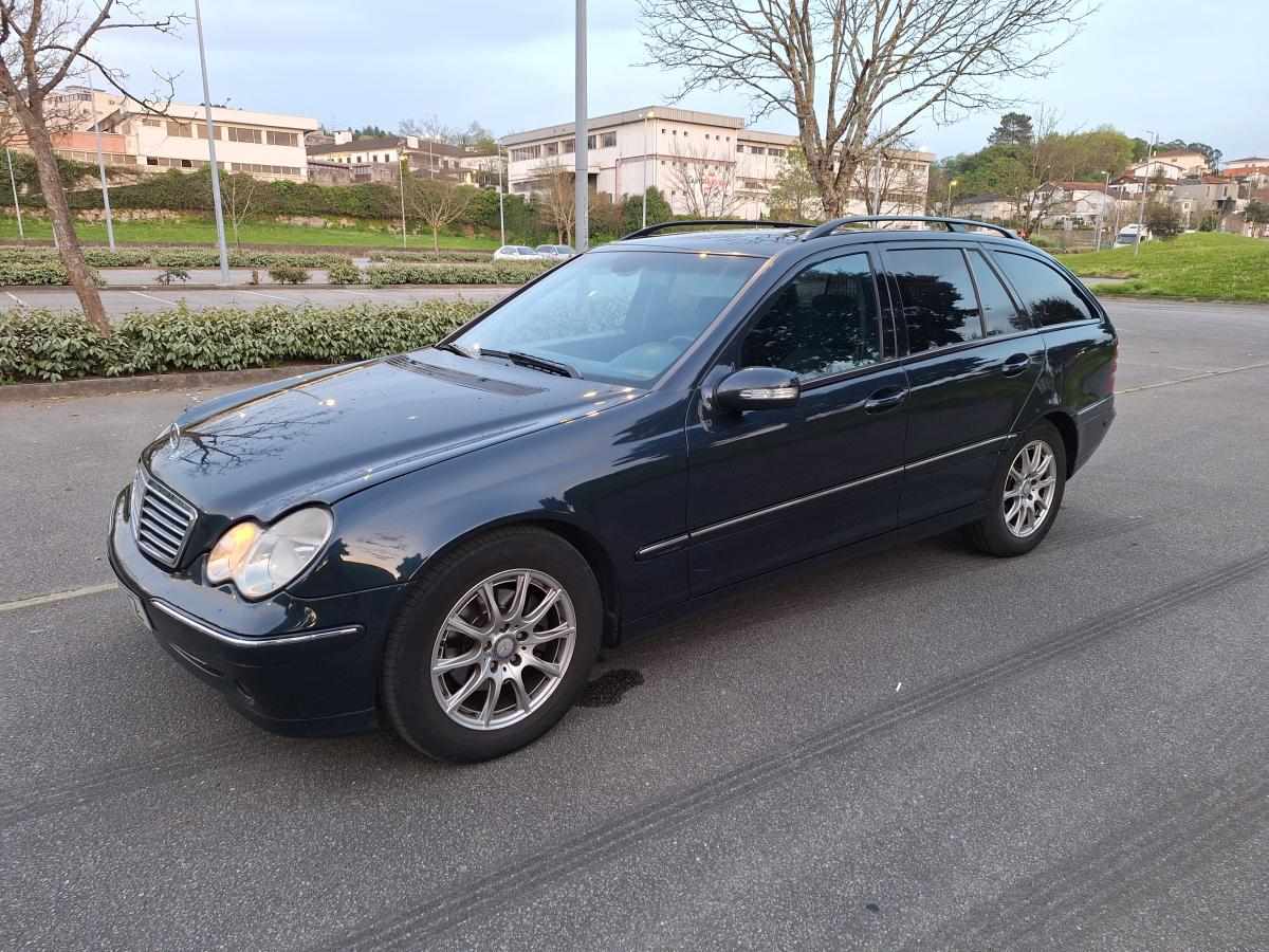mercedes-benz-classe-c-c-220-cdi-2004-diesel-2148cc