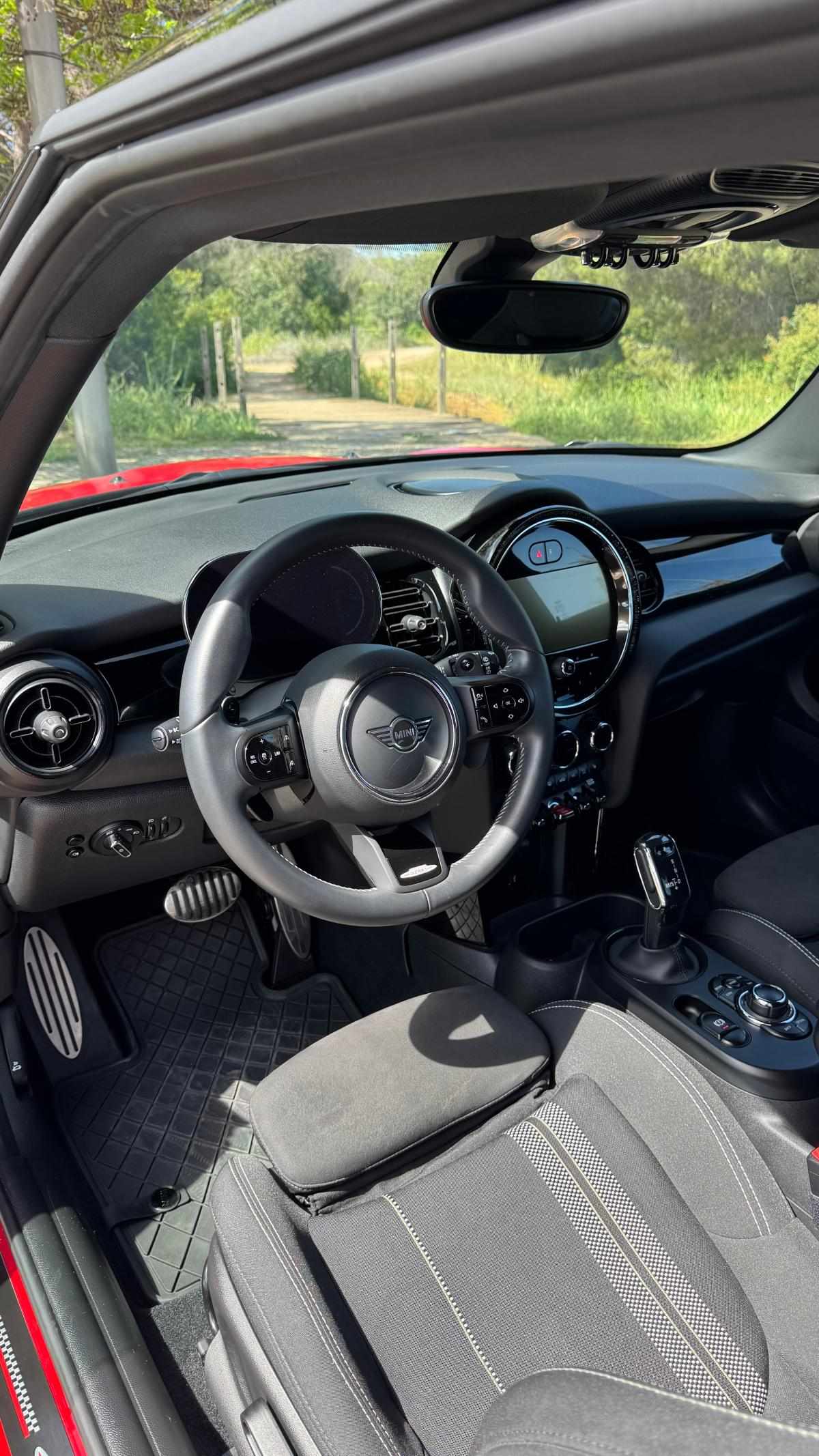 mini-hatch-2-0-2022-gasolina-1998cc