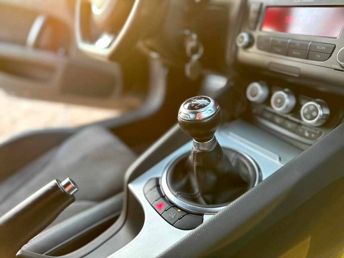 audi-tt-2-0-tfsi-2011-gasolina-1984cc
