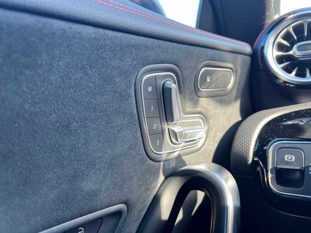 mercedes-benz-cla-220-d-2019-diesel-1950cc