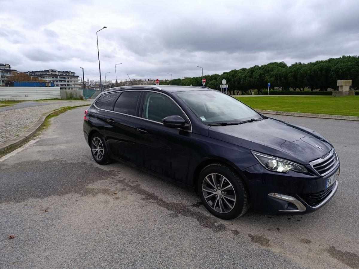 peugeot-308-1-6-e-hdi-fap-2014-diesel-1560cc