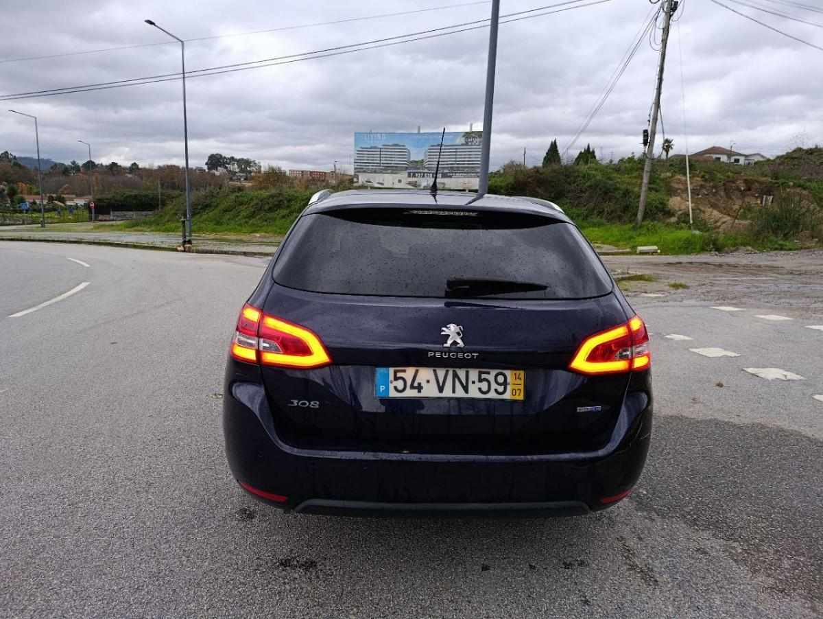 peugeot-308-1-6-e-hdi-fap-2014-diesel-1560cc