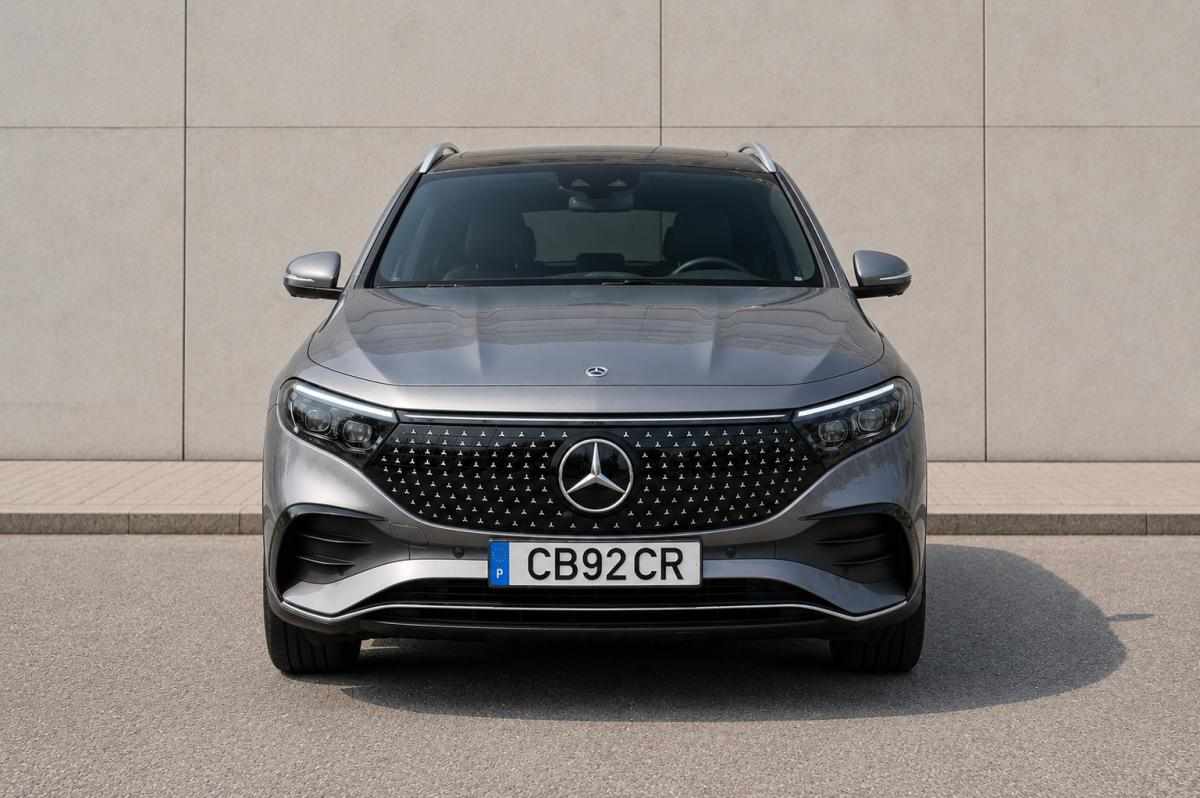 mercedes-benz-eqa-300-4matic-2024-eletrico