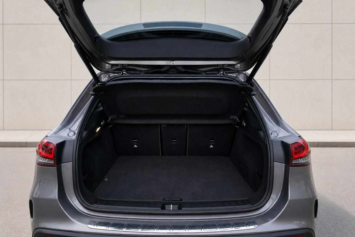 mercedes-benz-eqa-300-4matic-2024-eletrico