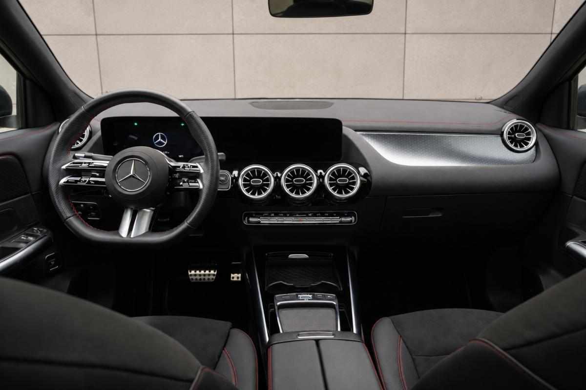 mercedes-benz-eqa-300-4matic-2024-eletrico