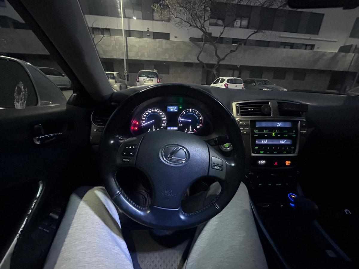 lexus-is-220d-2008-diesel-2231cc