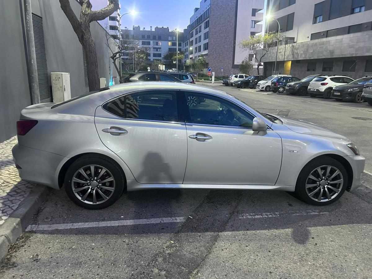 lexus-is-220d-2008-diesel-2231cc