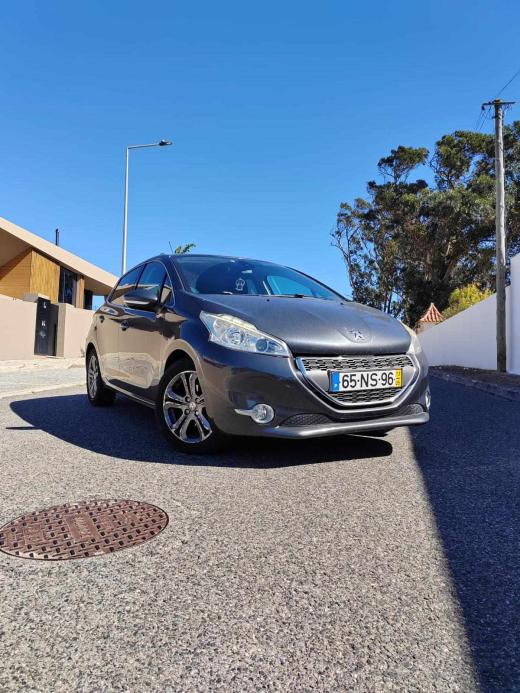 peugeot-208-1-2-vti-2013-gasolina-1199cc