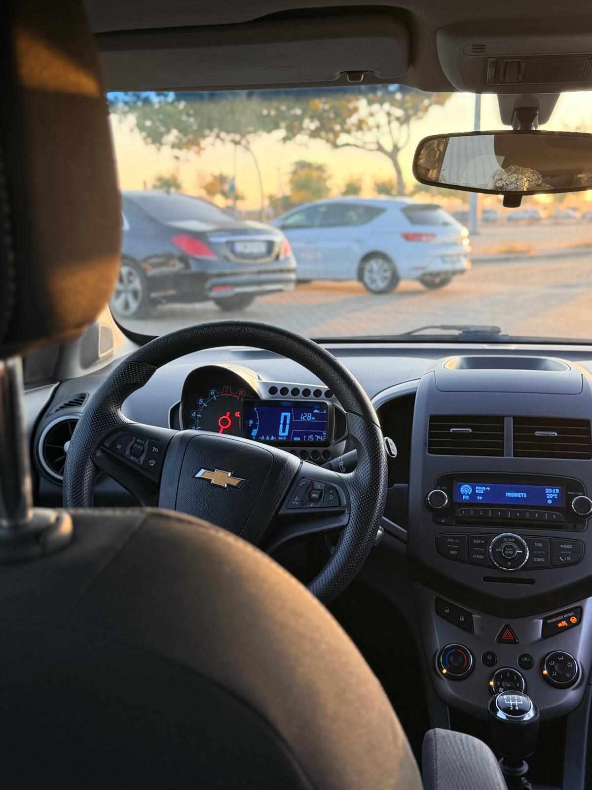 chevrolet-aveo-1-2-2012-gasolina-1229cc
