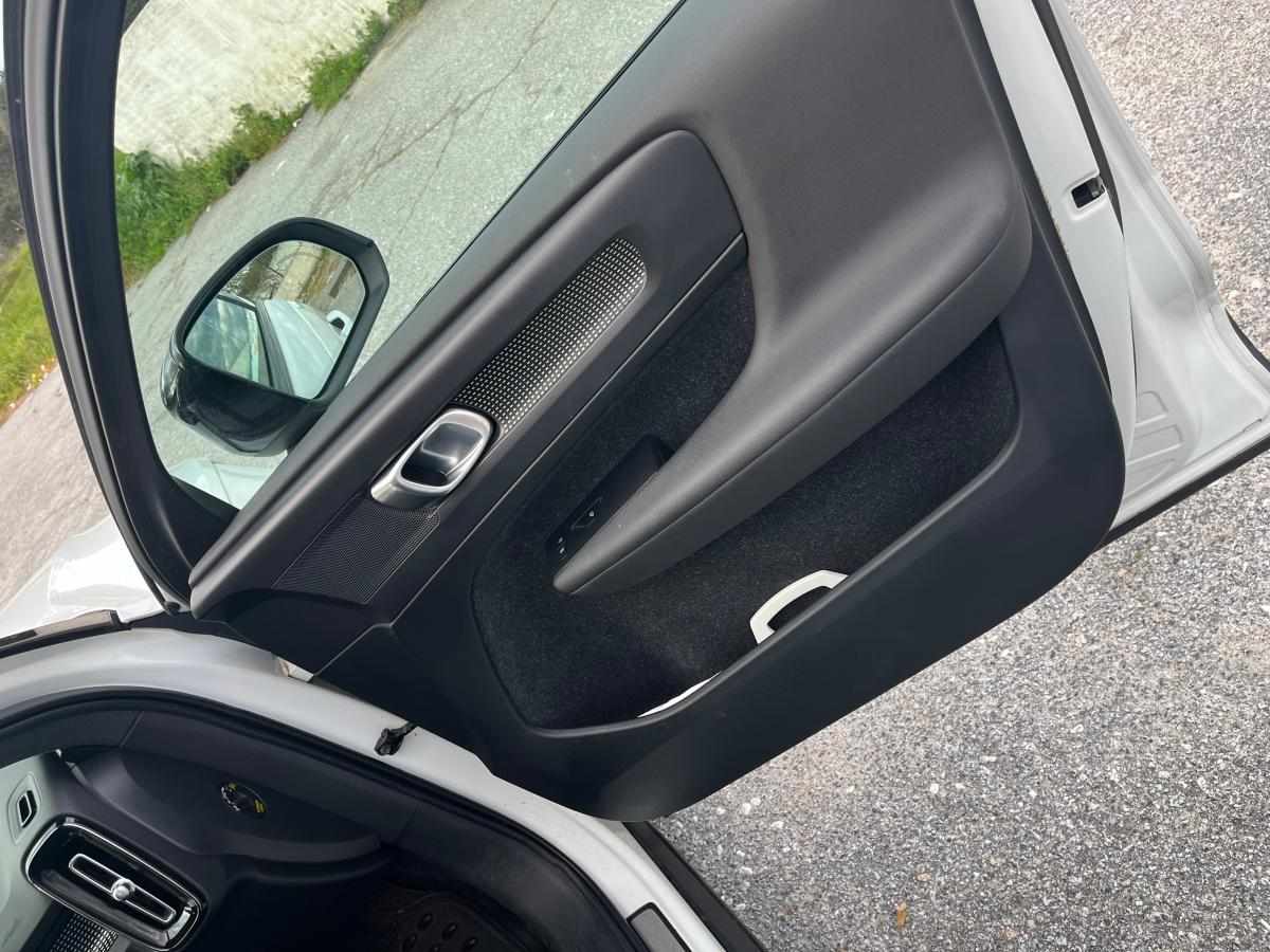 volvo-xc40-2-0-d3-2019-diesel-1969cc