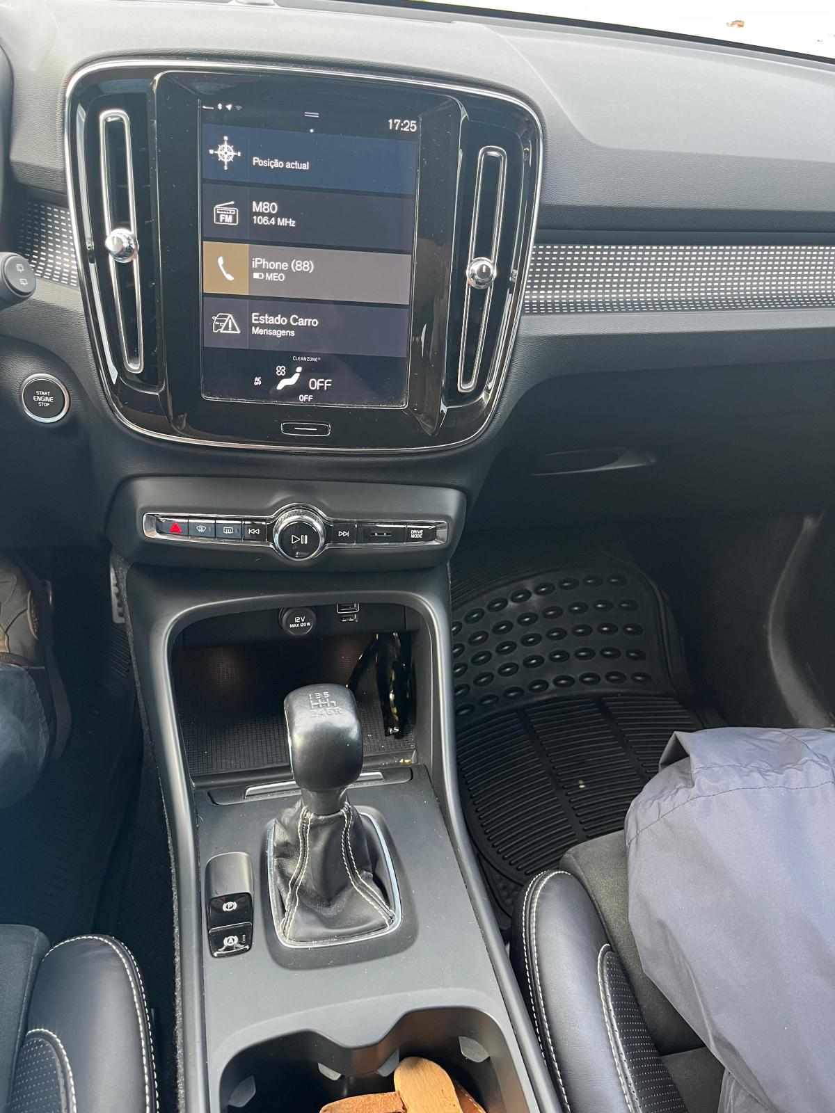 volvo-xc40-2-0-d3-2019-diesel-1969cc