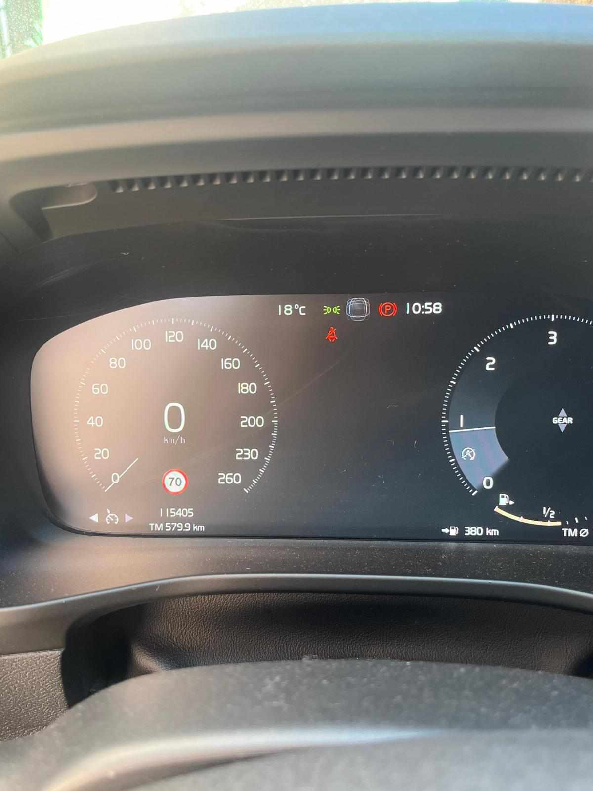 volvo-xc40-2-0-d3-2019-diesel-1969cc