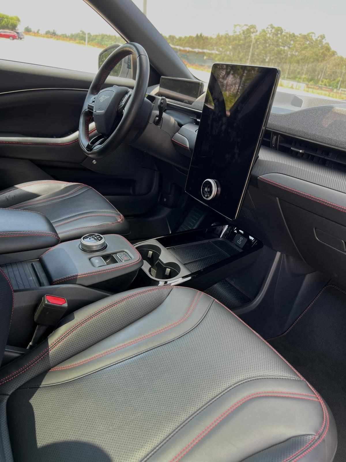 ford-mustang-mach-e-long-range-awd-2021-eletrico