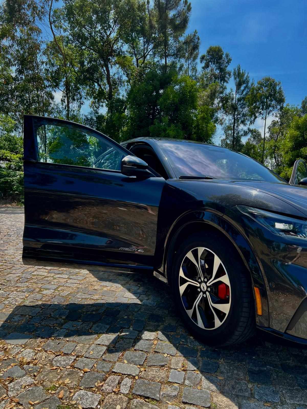 ford-mustang-mach-e-long-range-awd-2021-eletrico