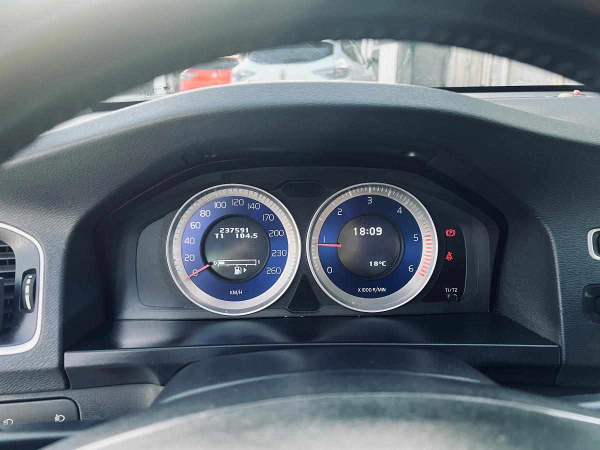 volvo-s60-1-6-d2-2011-diesel-1560cc