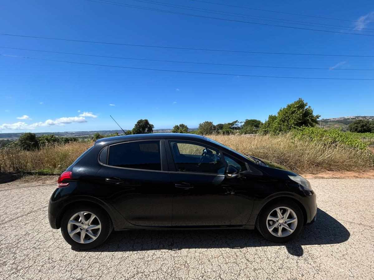 peugeot-208-1-2-vti-2015-gasolina-1199cc