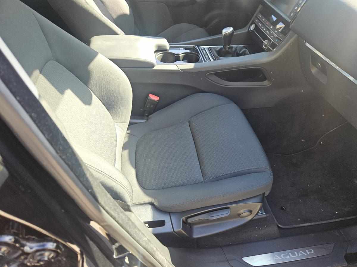 jaguar-f-pace-20d-2017-diesel-1999cc