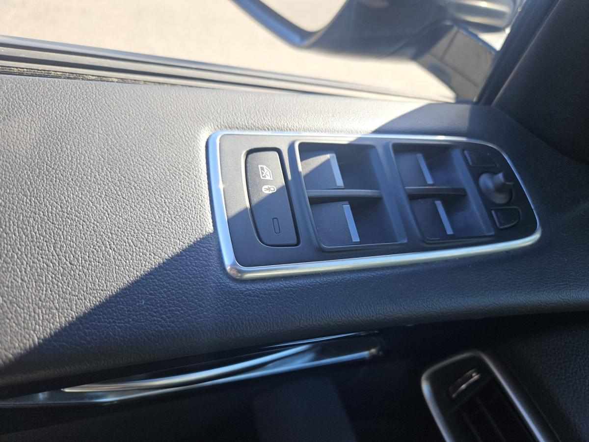 jaguar-f-pace-20d-2017-diesel-1999cc