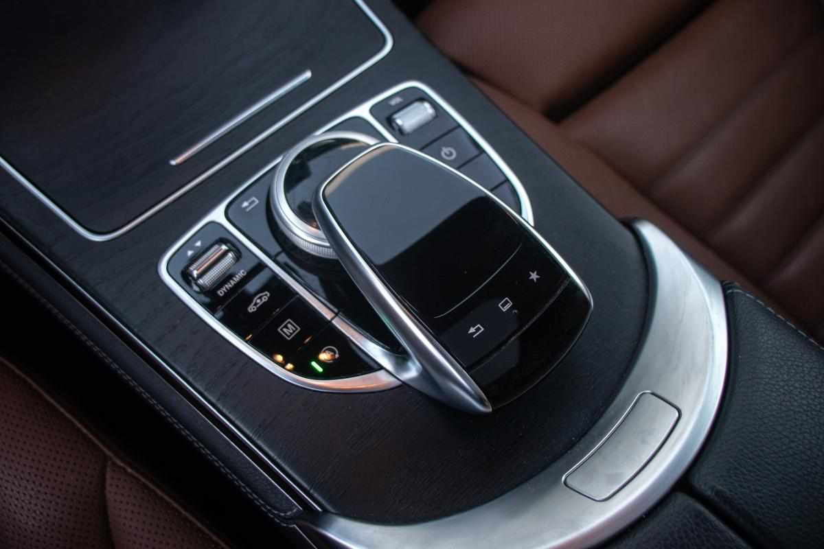 mercedes-benz-glc-250-d-4matic-2016-diesel-2143cc