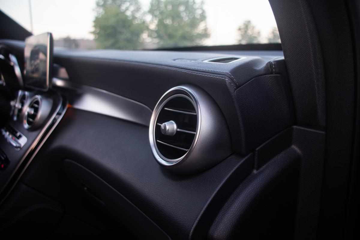 mercedes-benz-glc-250-d-4matic-2016-diesel-2143cc