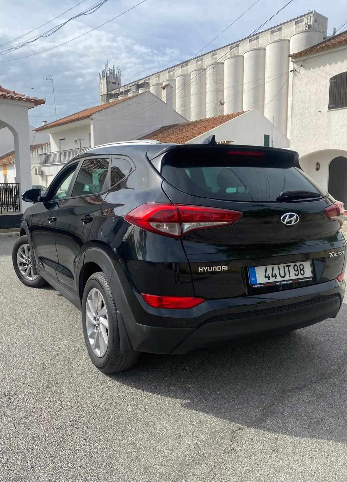 hyundai-tucson-1-7-crdi-2018-diesel-1685cc