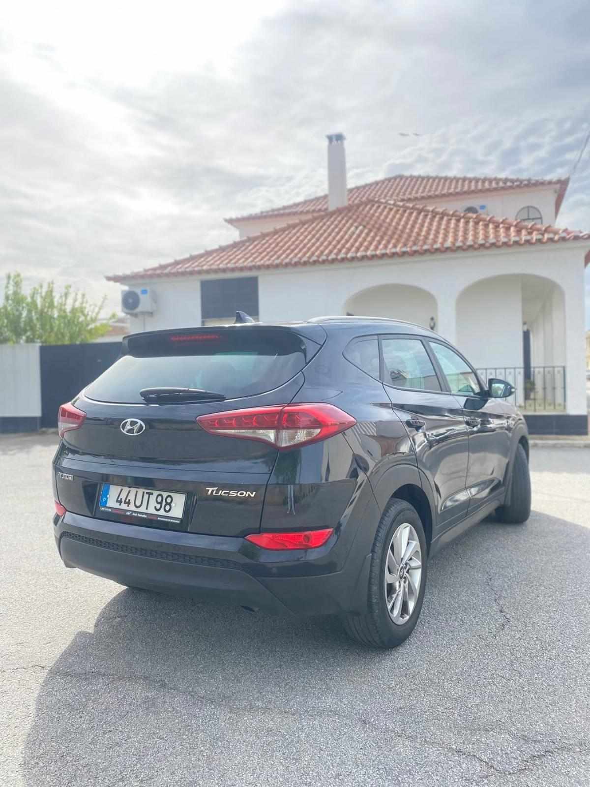 hyundai-tucson-1-7-crdi-2018-diesel-1685cc