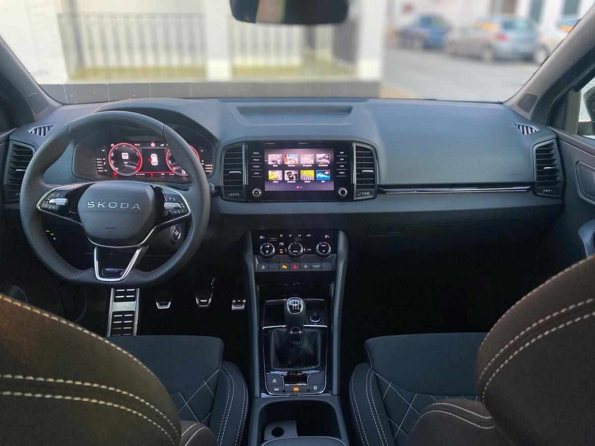 skoda-karoq-1-0-tsi-2026-gasolina-999cc