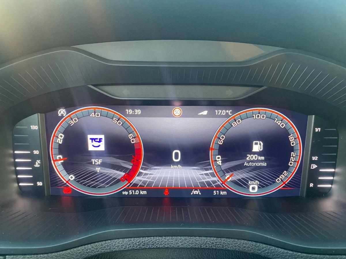 skoda-karoq-1-0-tsi-2026-gasolina-999cc