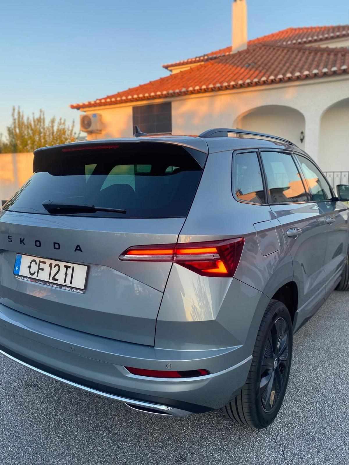 skoda-karoq-1-0-tsi-2026-gasolina-999cc
