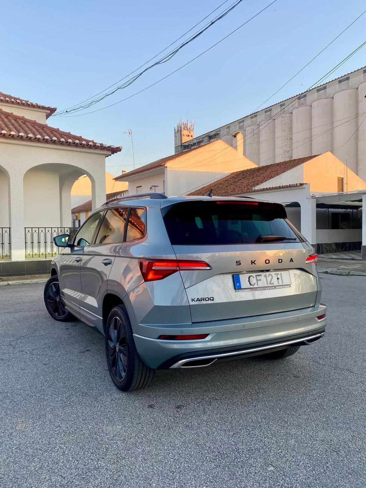 skoda-karoq-1-0-tsi-2026-gasolina-999cc