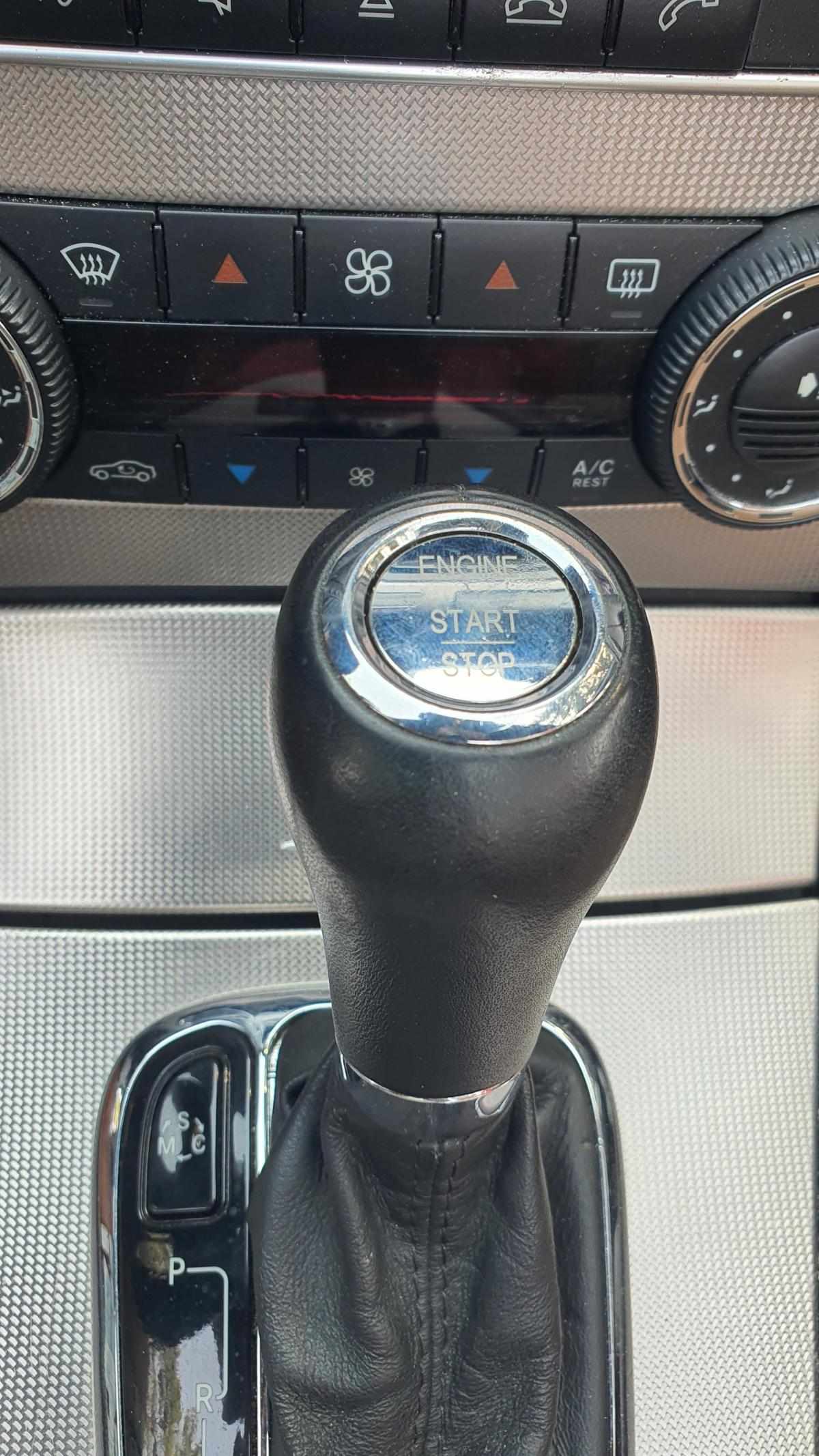 mercedes-benz-clk-320-cdi-2006-diesel-2987cc