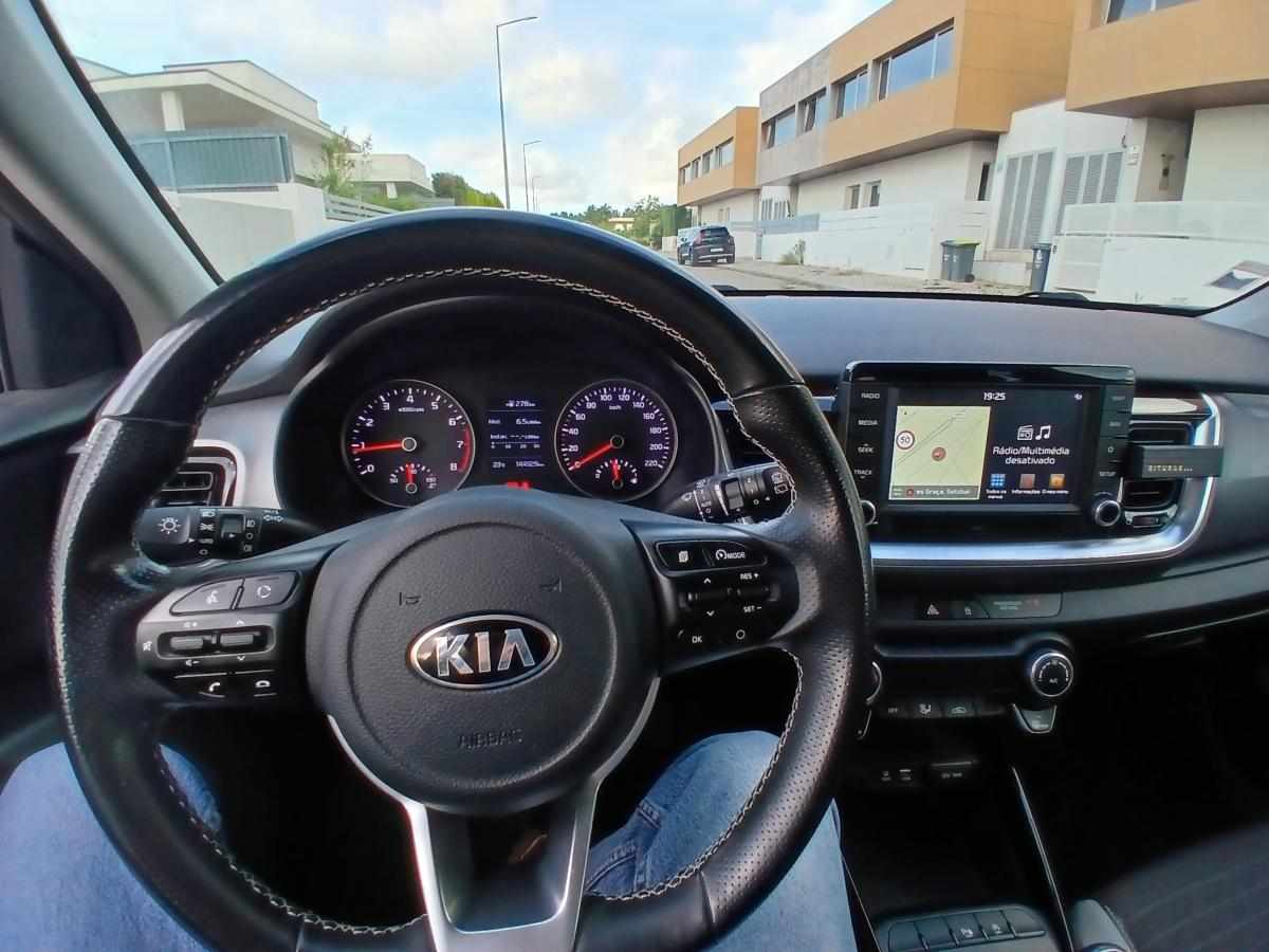 kia-stonic-1-0-t-gdi-2018-gasolina-998cc