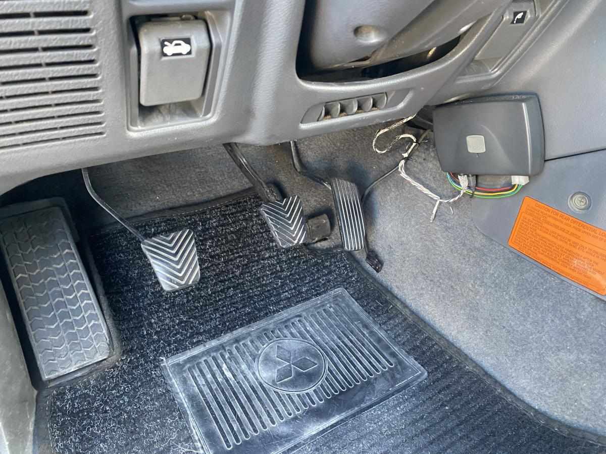 mitsubishi-pajero-2-5-td-awd-1994-diesel-2477cc