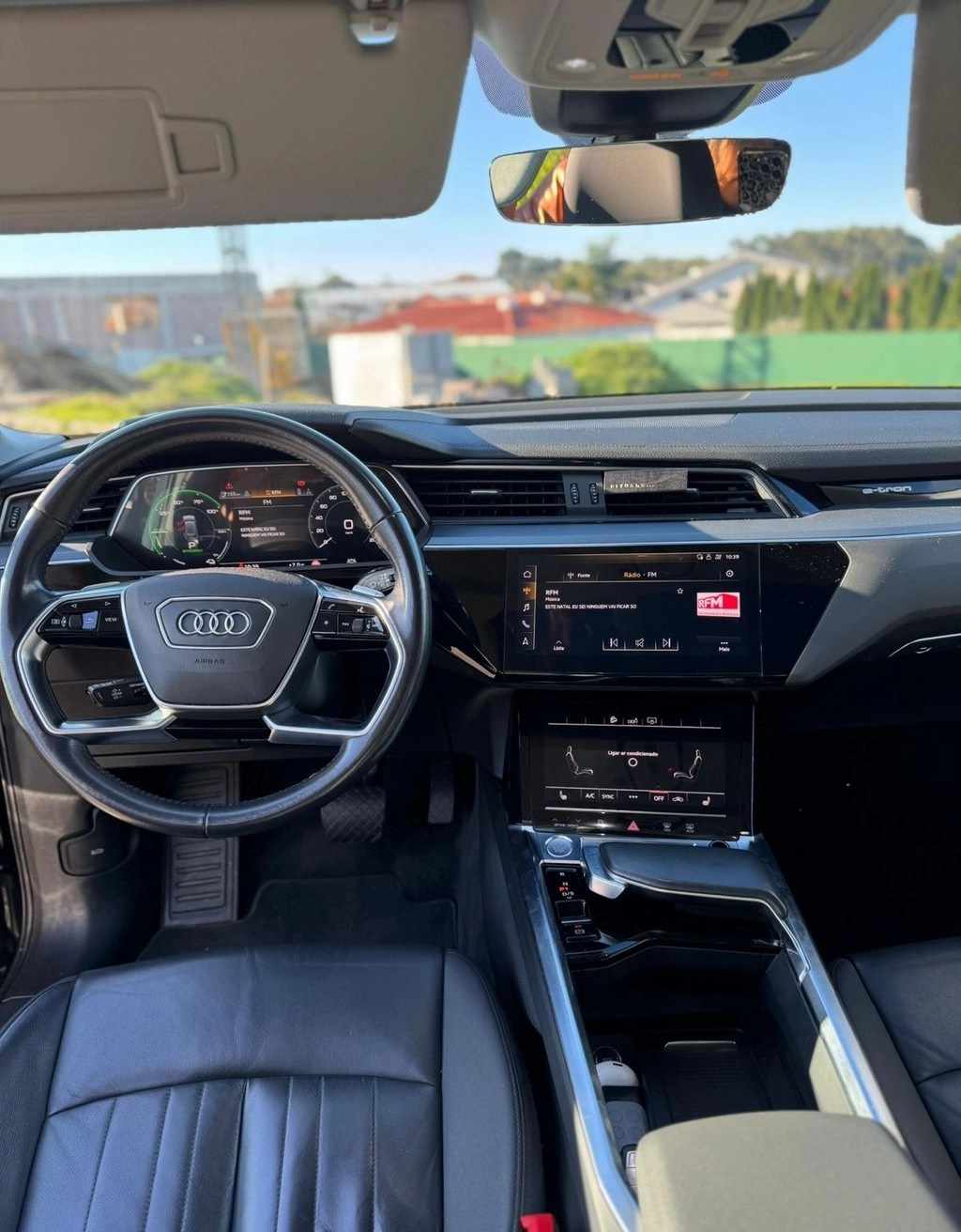 audi-e-tron-55-quattro-2019-eletrico
